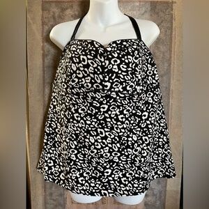 Torrid Babydoll Top - 1 - NWT